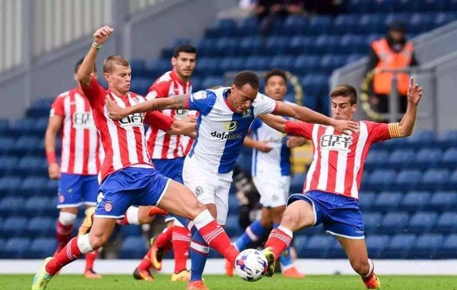 团队中每一 团队中每一